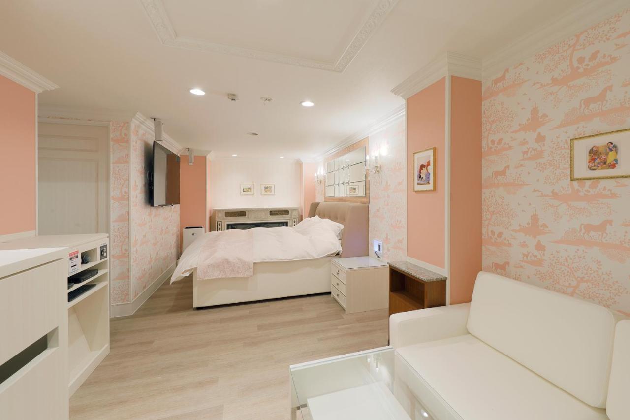 ホテルバースデーきよす店 Hotel Birthday Kiyosu Exteriör bild